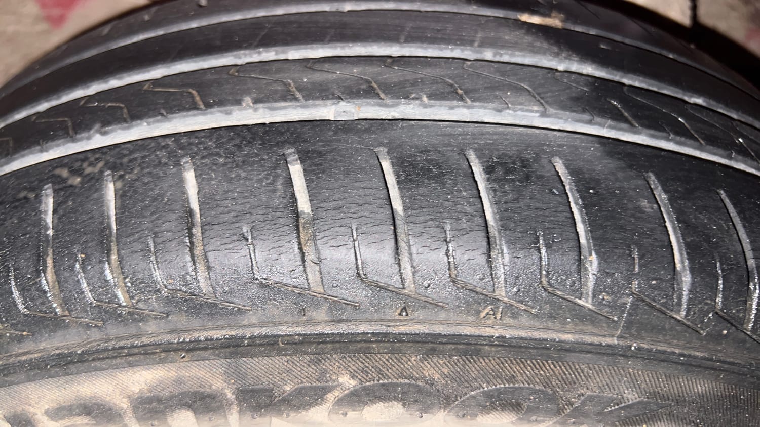 Used 2019 Hyundai Santro Sportz AMT Petrol Automatic tyres LEFT REAR TYRE TREAD VIEW