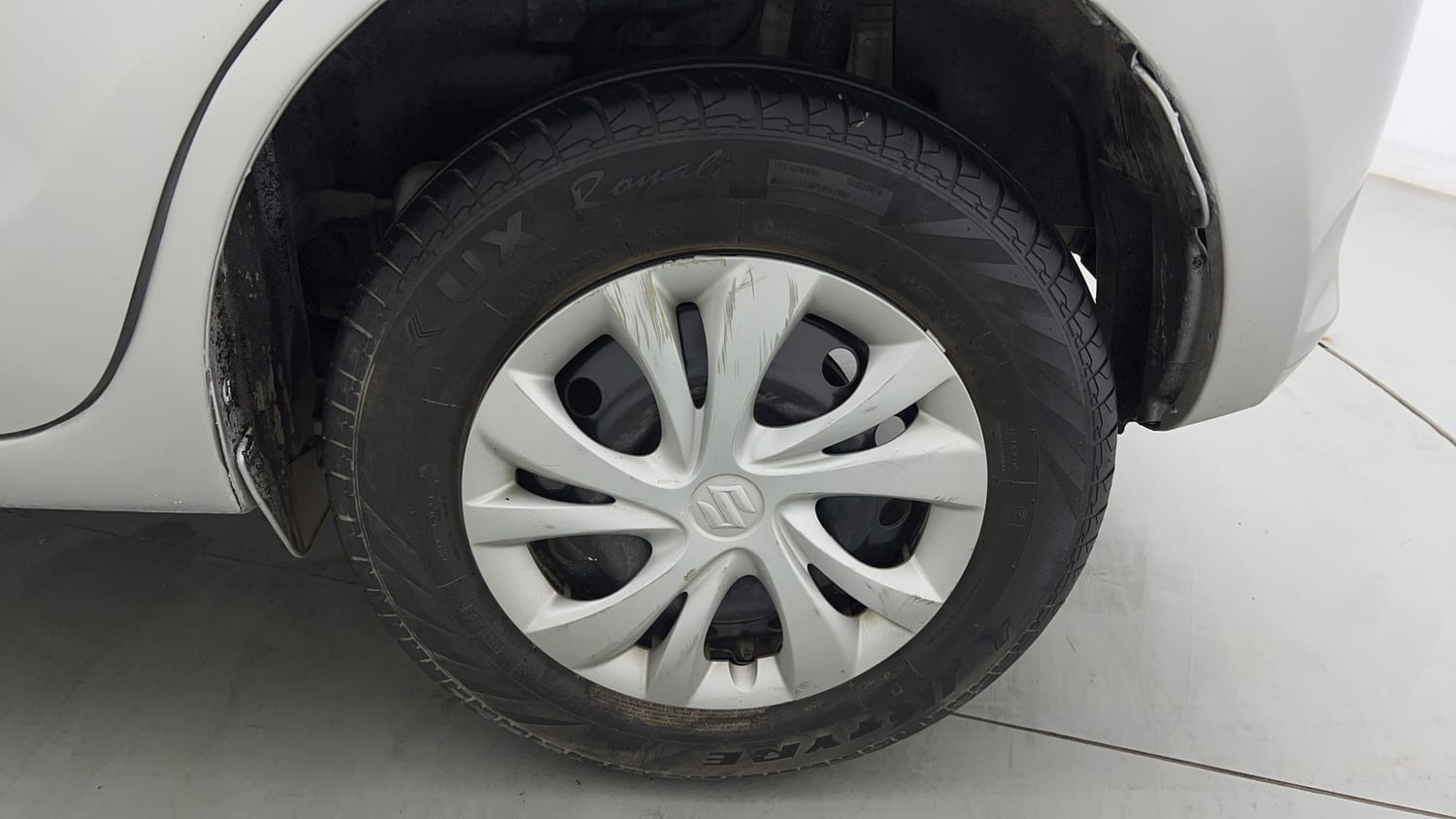 Used 2022 Maruti Suzuki Swift VXi AMT Petrol Automatic tyres LEFT REAR TYRE RIM VIEW