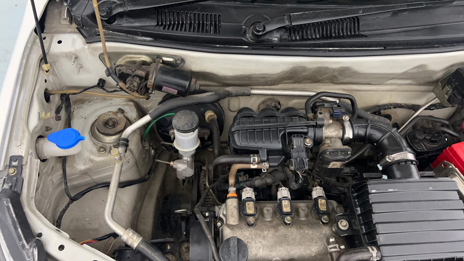 Used 2017 Maruti Suzuki Alto 800 LXi Petrol Manual engine ENGINE RIGHT SIDE VIEW