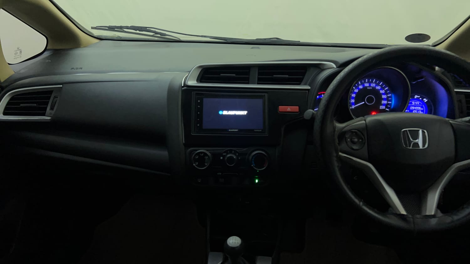 Used 2015 Honda Jazz SV Diesel Diesel Manual interior MUSIC SYSTEM & AC CONTROL VIEW