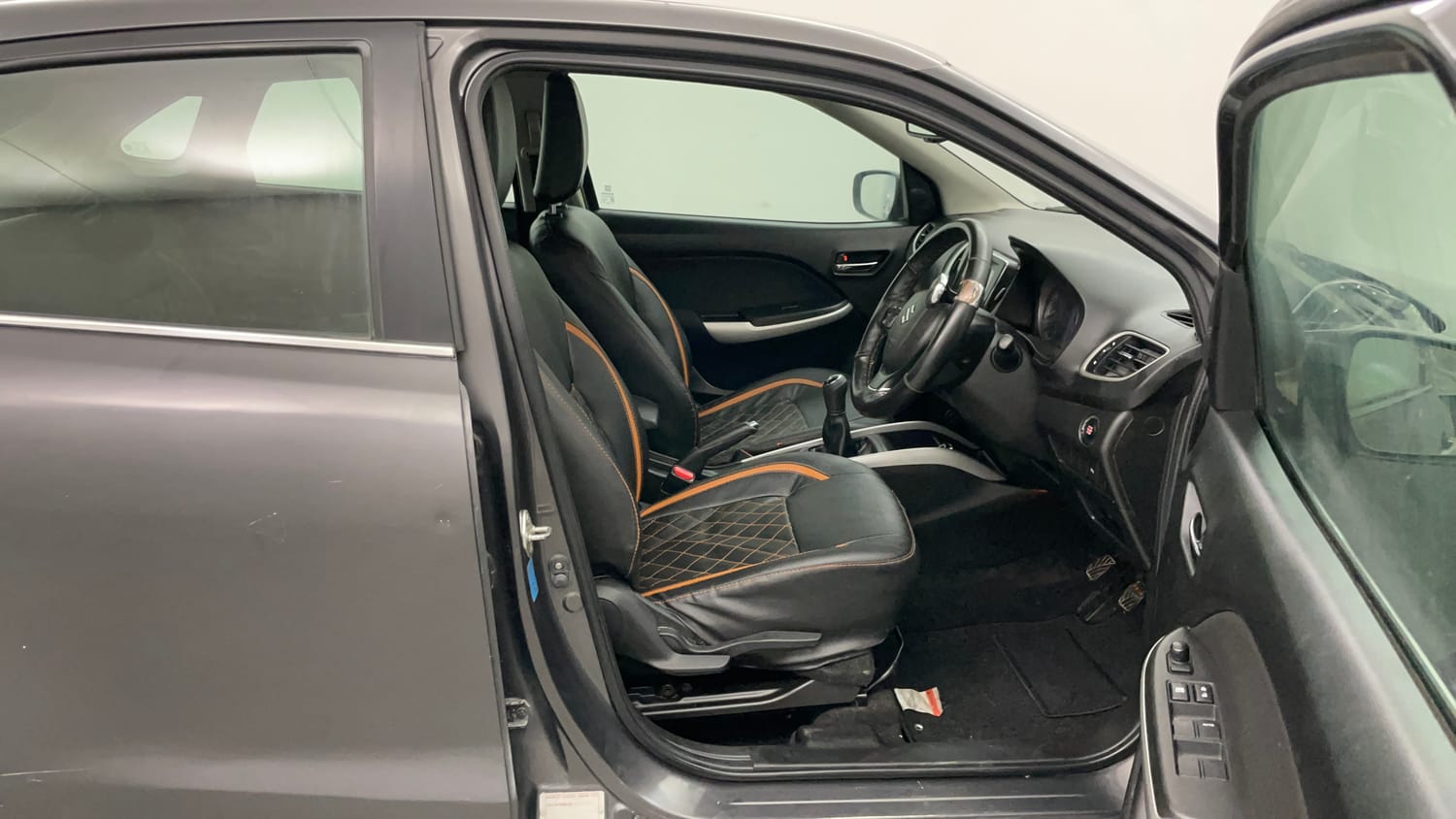 Used 2017 Maruti Suzuki Baleno Alpha 1.2 Petrol Manual interior RIGHT SIDE FRONT DOOR CABIN VIEW
