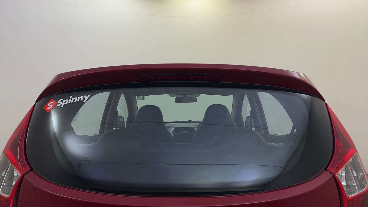 Used 2016 Hyundai Eon Era Petrol Manual exterior BACK WINDSHIELD VIEW