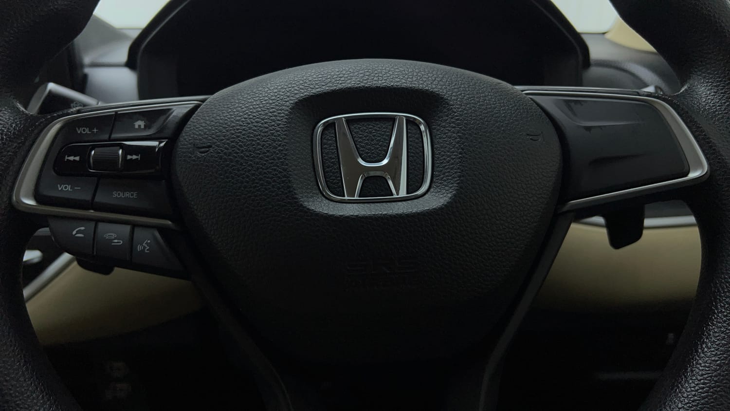 Used 2025 Honda Amaze VX 1.2 Petrol CVT Petrol Automatic top_features Airbags