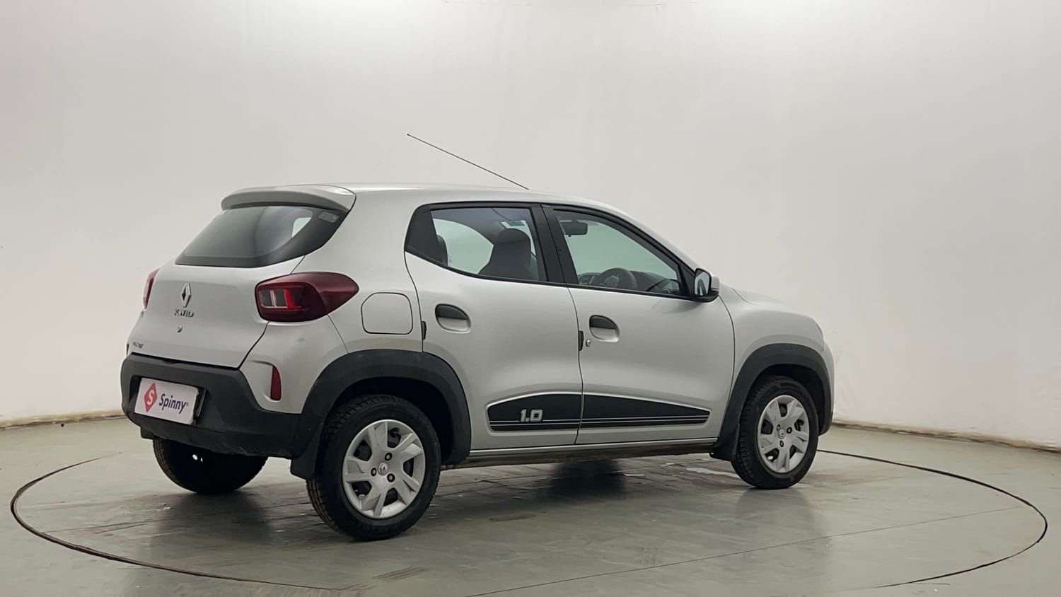 Used 2024 Renault Kwid RXT 1.0L AMT Petrol Automatic exterior RIGHT REAR CORNER VIEW