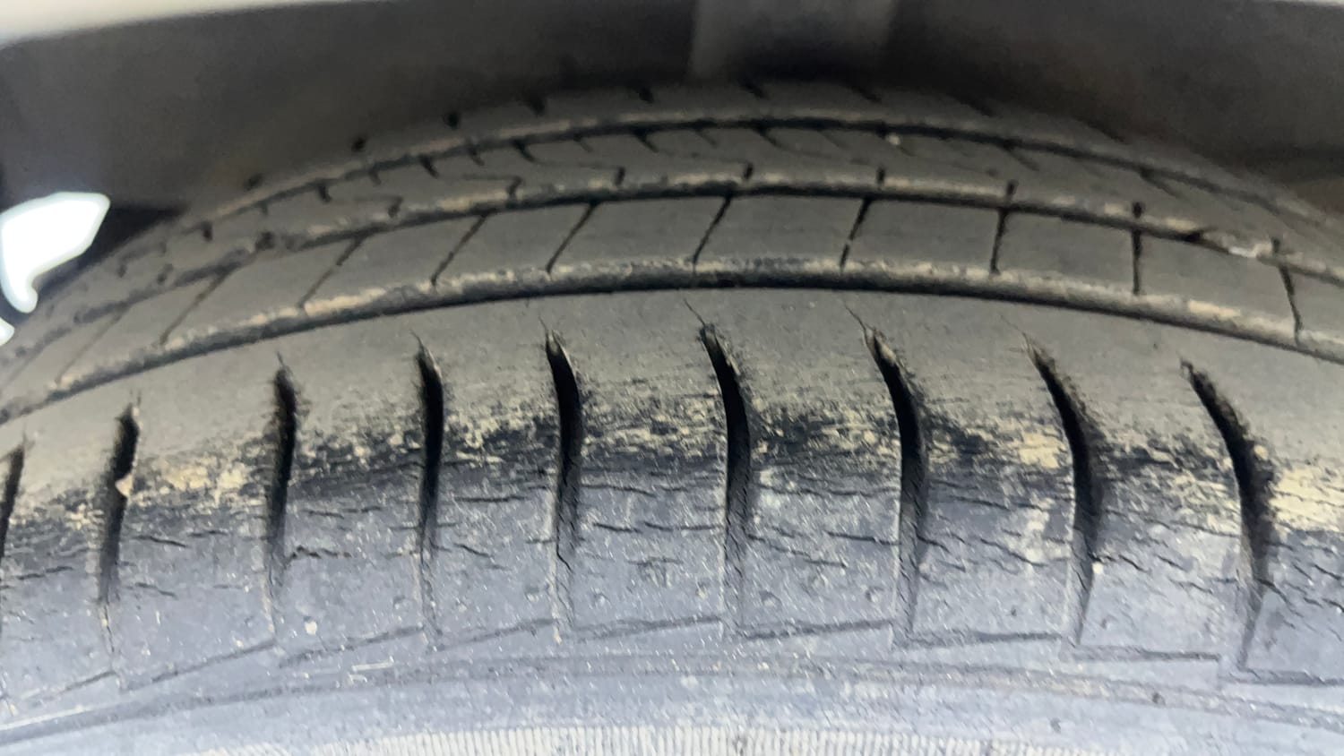 Used 2019 Hyundai Santro Asta Petrol Manual tyres RIGHT REAR TYRE TREAD VIEW