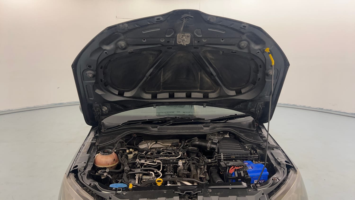 Used 2017 Skoda Rapid Ambition 1.5 TDI Diesel Manual engine ENGINE & BONNET OPEN FRONT VIEW
