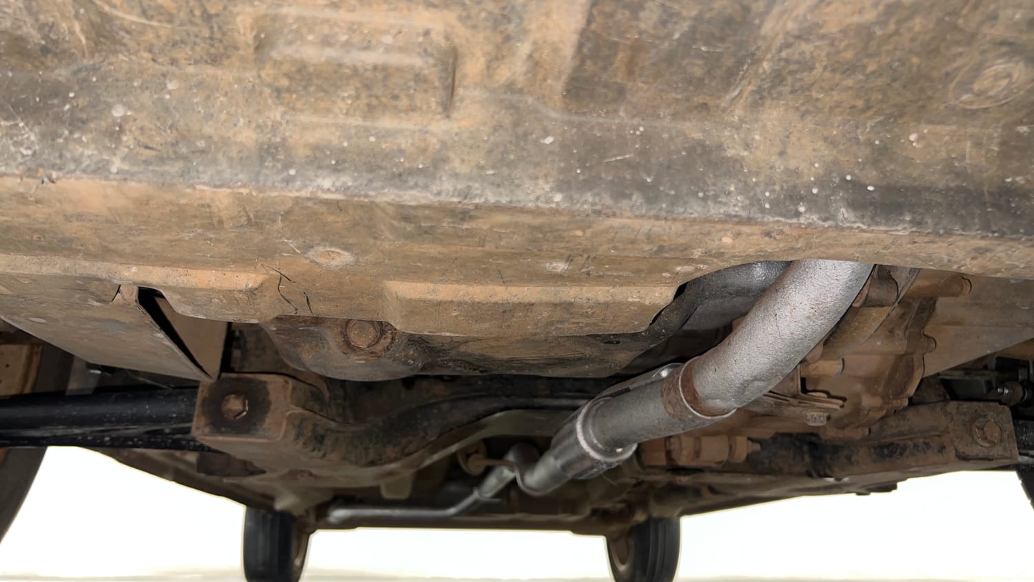 Used 2015 Tata Zest XE Petrol Petrol Manual extra FRONT LEFT UNDERBODY VIEW