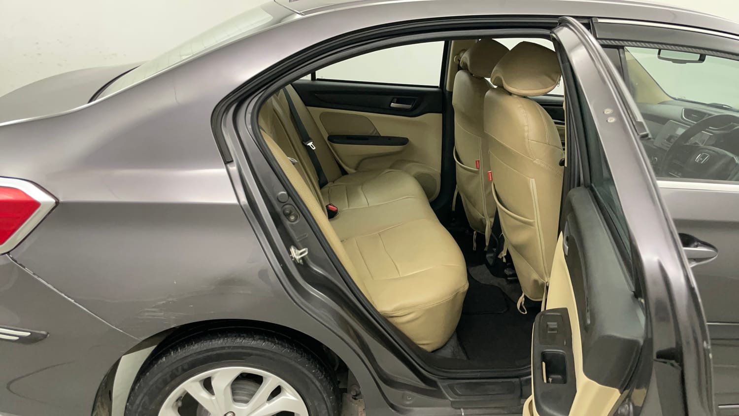 Used 2018 Honda Amaze 1.2 V MT Petrol Petrol Manual interior RIGHT SIDE REAR DOOR CABIN VIEW