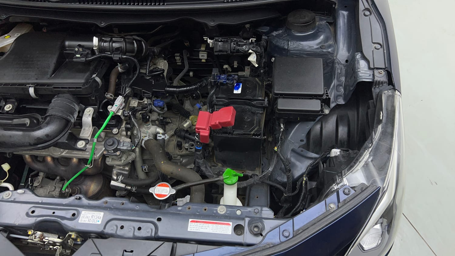 Used 2023 Maruti Suzuki Baleno Zeta MT Petrol Manual engine ENGINE LEFT SIDE VIEW