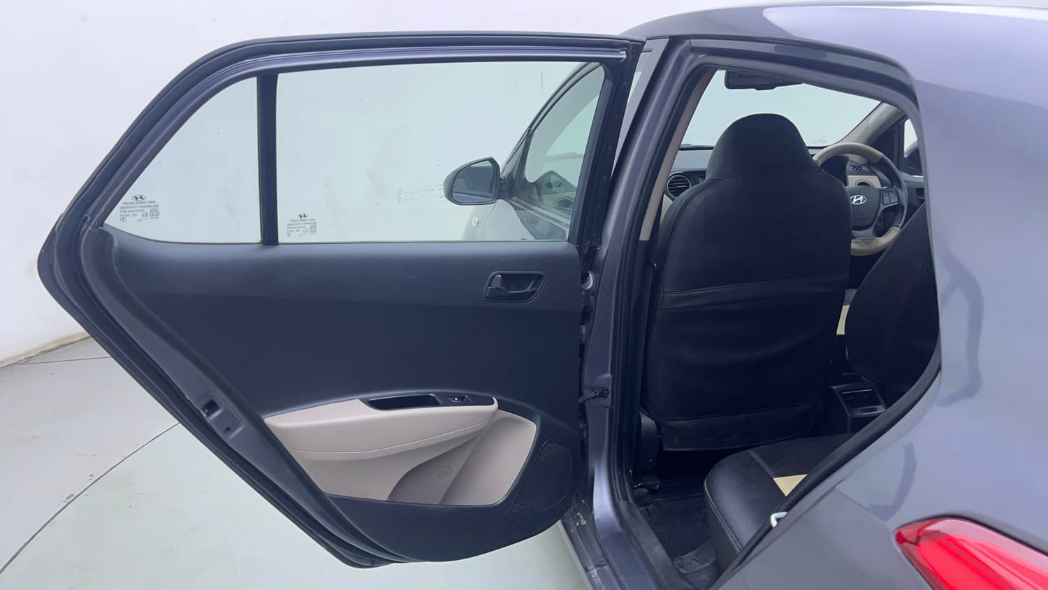 Used 2018 Hyundai Grand i10 Magna AT 1.2 Kappa VTVT Petrol Automatic interior LEFT REAR DOOR OPEN VIEW