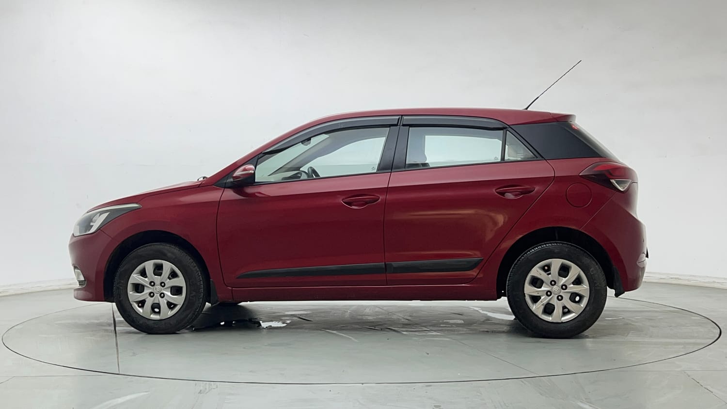 Used 2015 Hyundai Elite i20 Sportz 1.2 Petrol Manual exterior LEFT SIDE VIEW