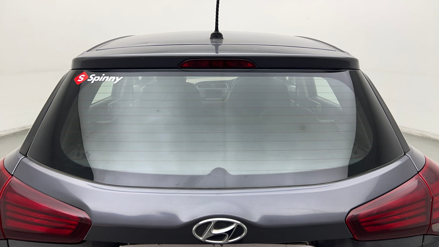 Used 2020 Hyundai Elite i20 Sportz Plus 1.2 Petrol Manual exterior BACK WINDSHIELD VIEW