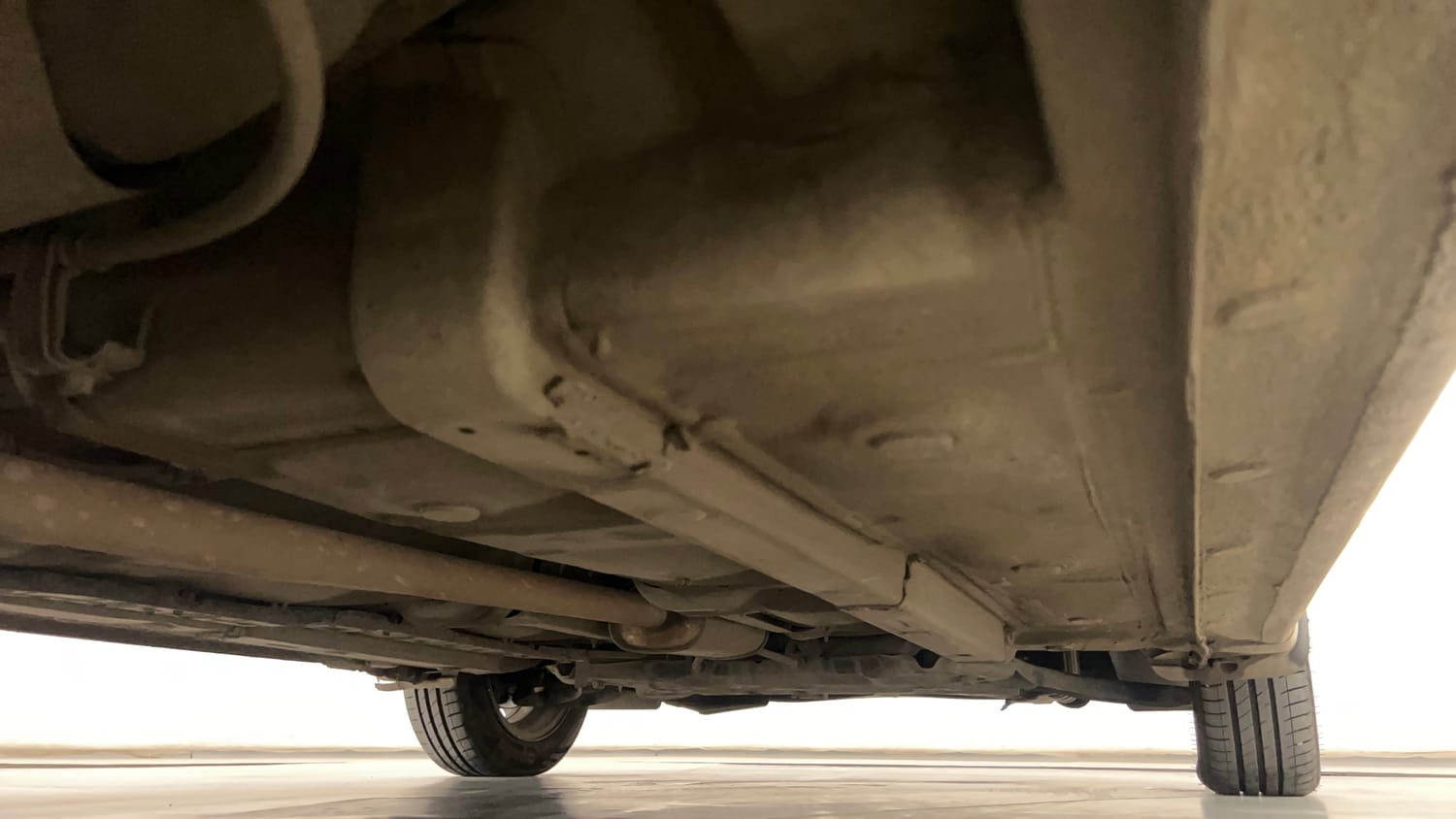 Used 2018 Hyundai Grand i10 Sportz AT 1.2 Kappa VTVT Petrol Automatic extra REAR RIGHT UNDERBODY VIEW