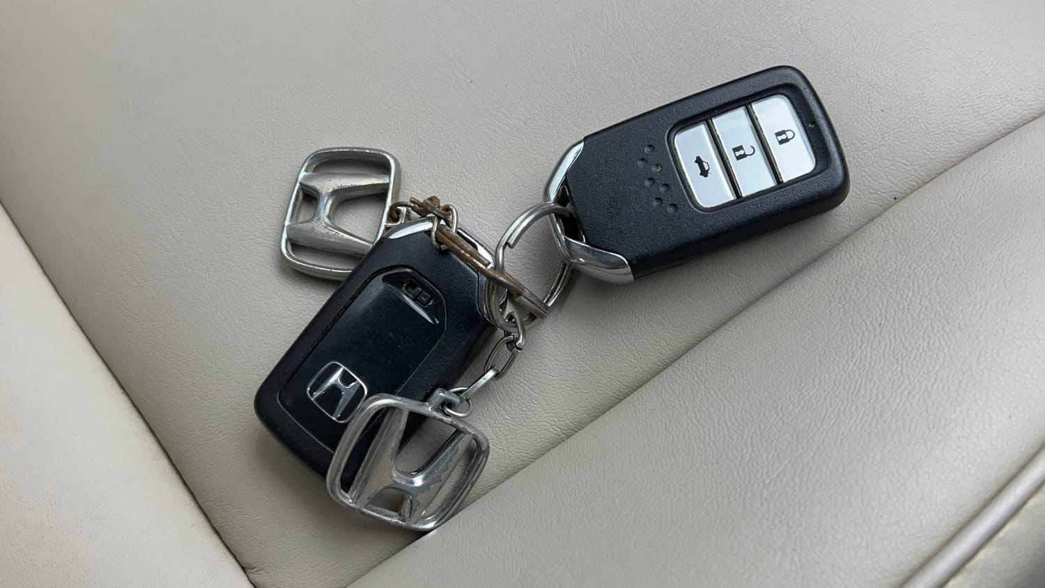 Used 2019 Honda City V Petrol Petrol Manual extra CAR KEY VIEW