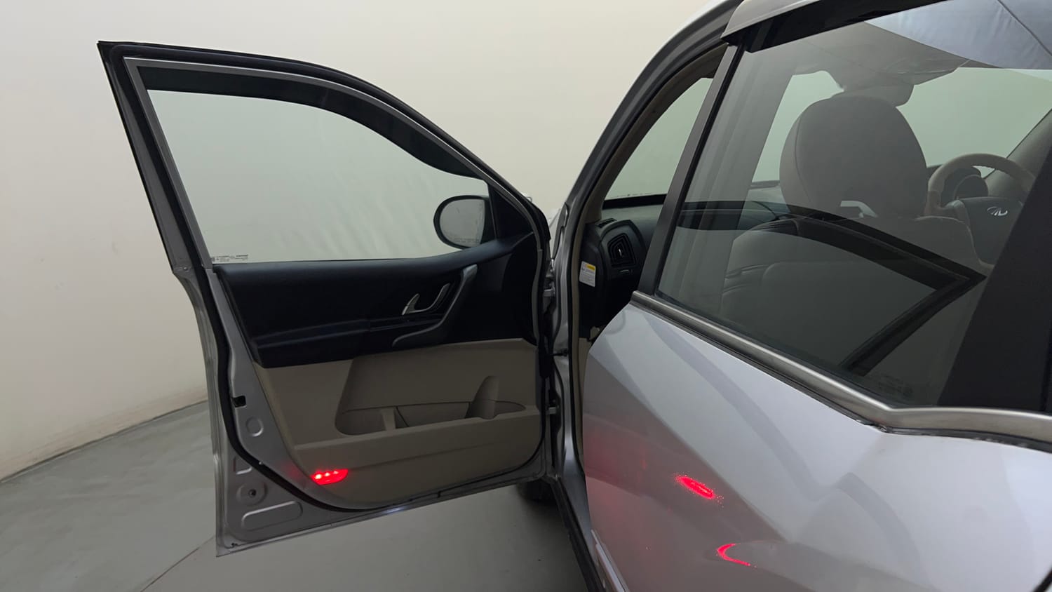 Used 2016 Mahindra XUV500 W10 AT Diesel Automatic interior LEFT FRONT DOOR OPEN VIEW