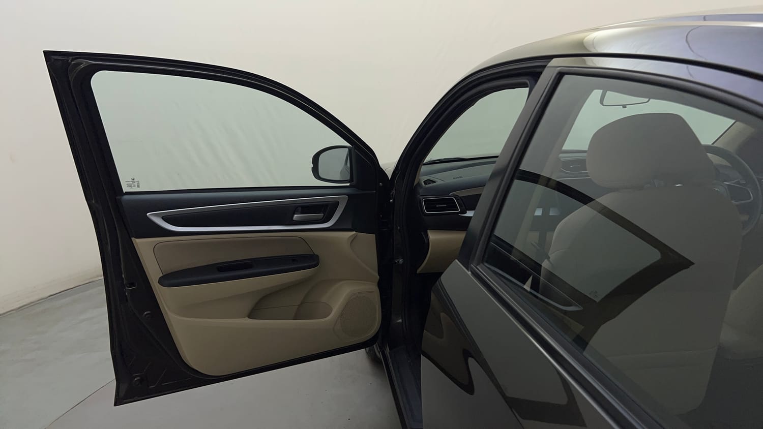 Used 2025 honda Amaze 2nd Generation VX 1.2 Petrol CVT Petrol Automatic interior LEFT FRONT DOOR OPEN VIEW