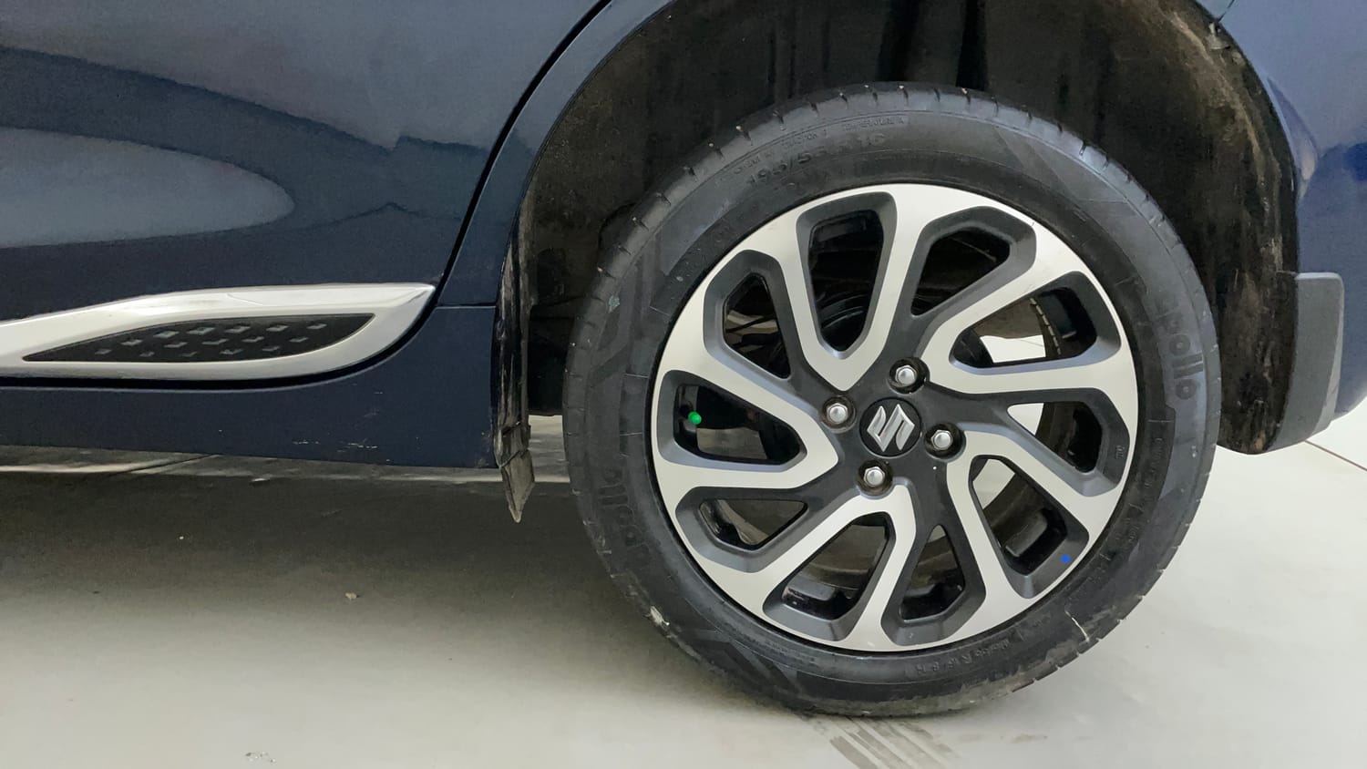 Used 2022 Maruti Suzuki Baleno Alpha AGS Petrol Automatic tyres LEFT REAR TYRE RIM VIEW