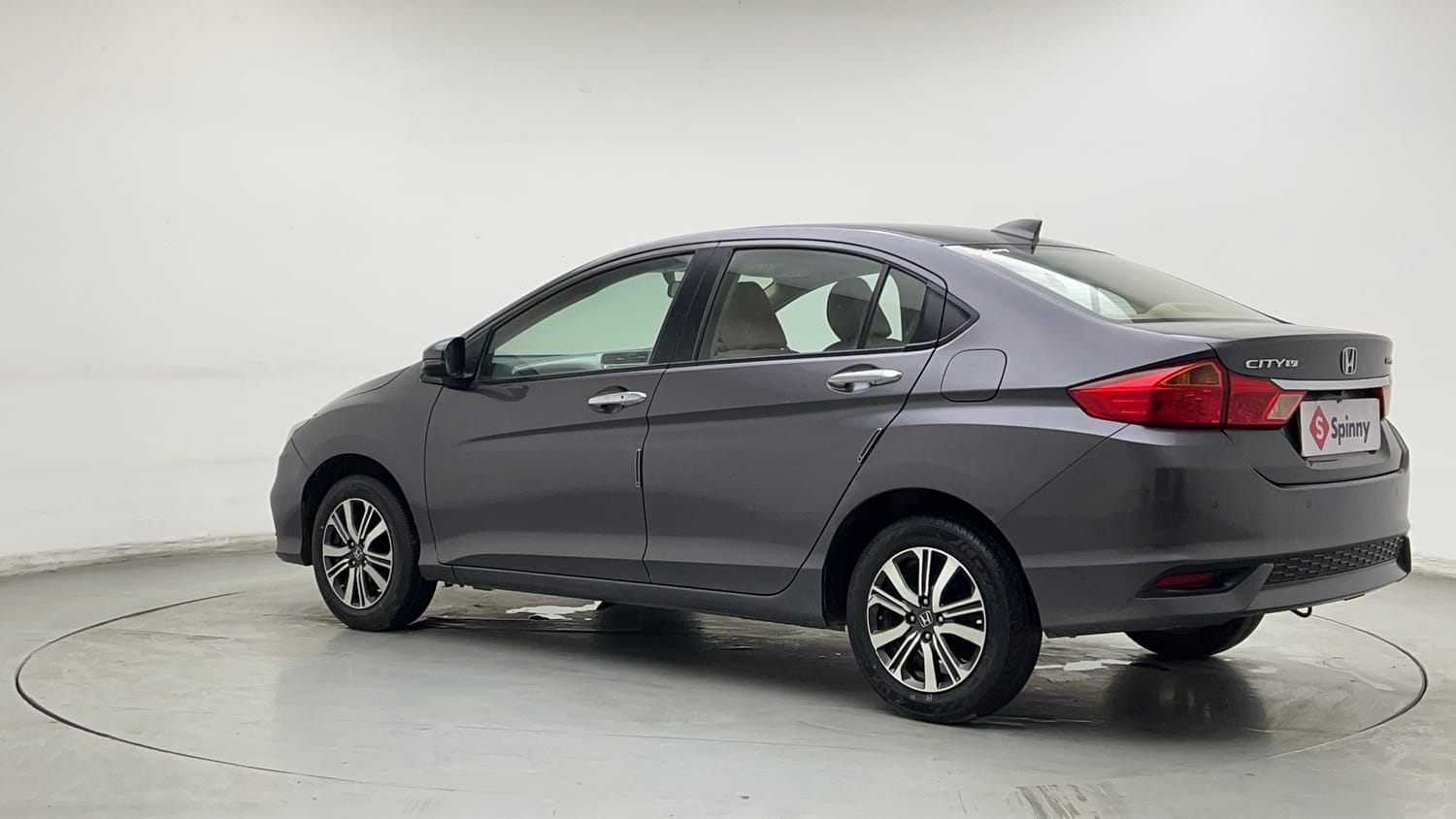 Used 2019 Honda City V Petrol Petrol Manual exterior LEFT REAR CORNER VIEW