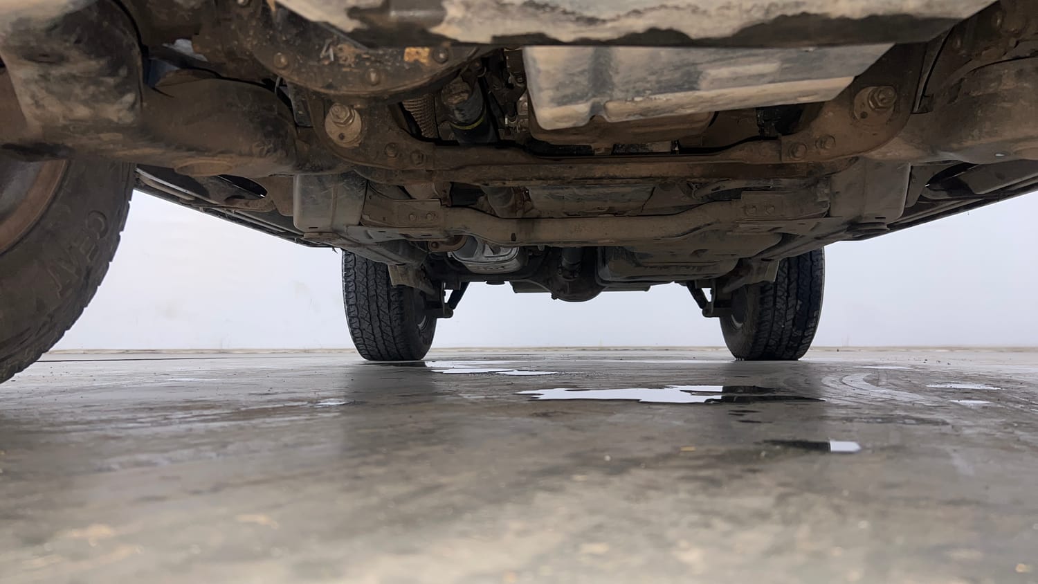 Used 2022 mahindra Thar LX Hard Top Petrol AT 4WD Petrol Automatic extra FRONT LEFT UNDERBODY VIEW