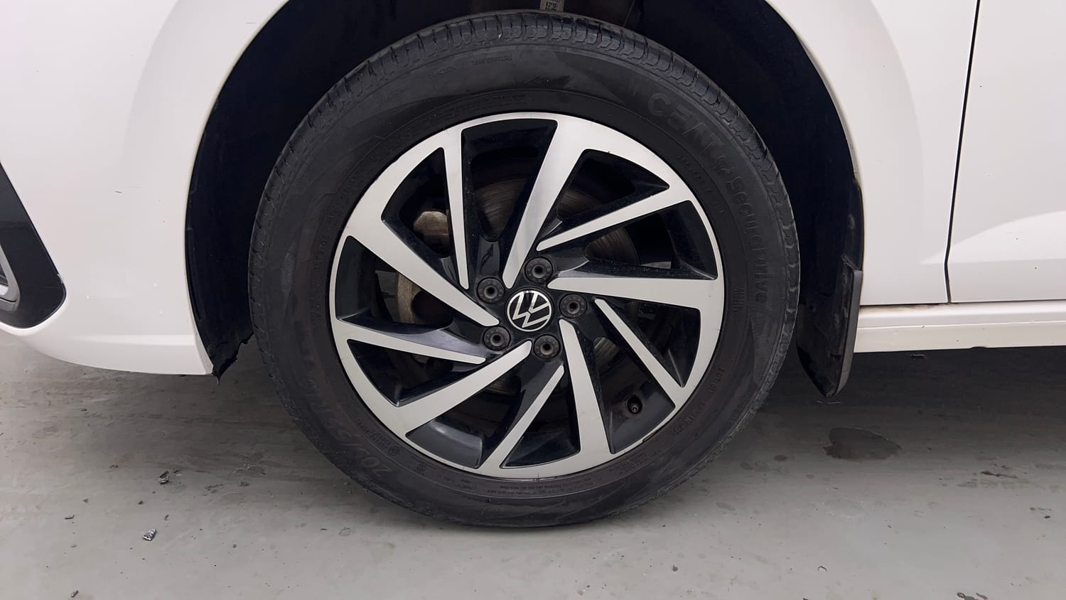 Used 2024 Volkswagen Virtus Topline 1.0 TSI AT Petrol Automatic tyres LEFT FRONT TYRE RIM VIEW
