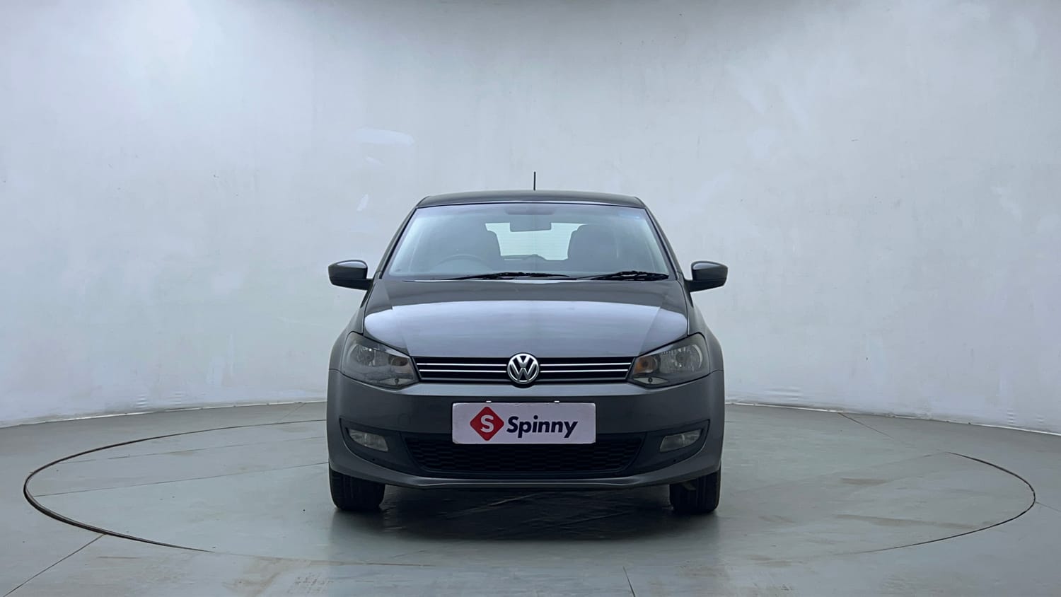 Used 2013 Volkswagen Polo Highline1.2L (P) Petrol Manual exterior FRONT VIEW