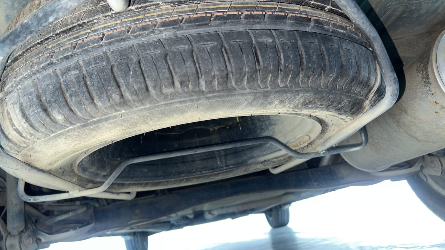 Used 2021 Maruti Suzuki XL6 Alpha AT Petrol Petrol Automatic tyres SPARE TYRE VIEW