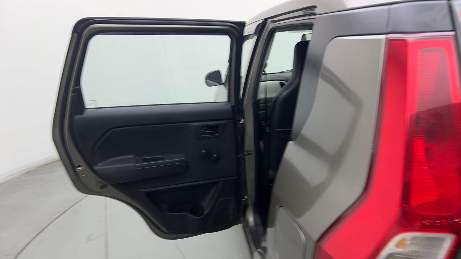 Used 2020 Maruti Suzuki Wagon R LXi 1.0 CNG Cng Manual interior LEFT REAR DOOR OPEN VIEW