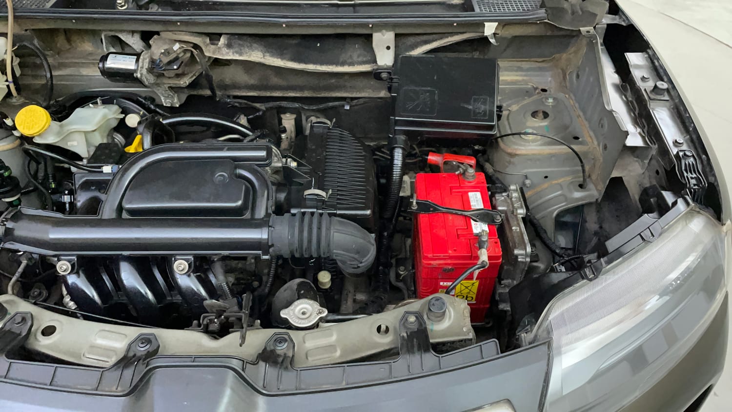 Used 2021 Renault Kwid RXT 1.0 AMT Opt Petrol Automatic engine ENGINE LEFT SIDE VIEW