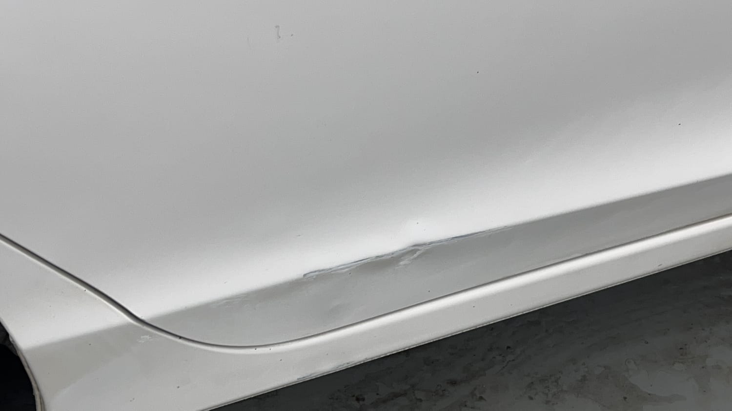 Used 2017 Honda City V Petrol Manual dents MINOR DENT