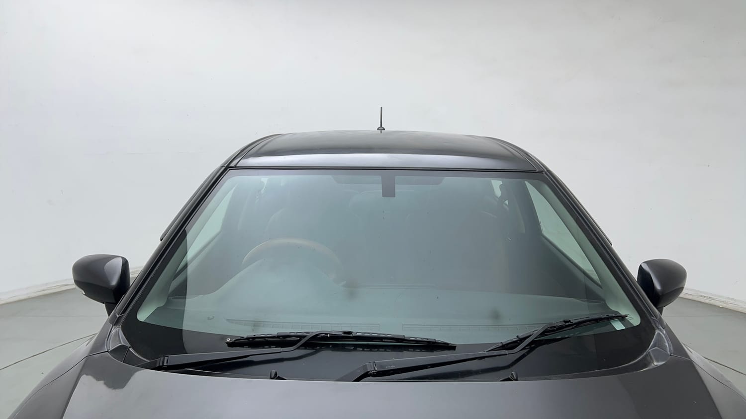 Used 2017 Maruti Suzuki Baleno Delta 1.2 Petrol Manual exterior FRONT WINDSHIELD VIEW