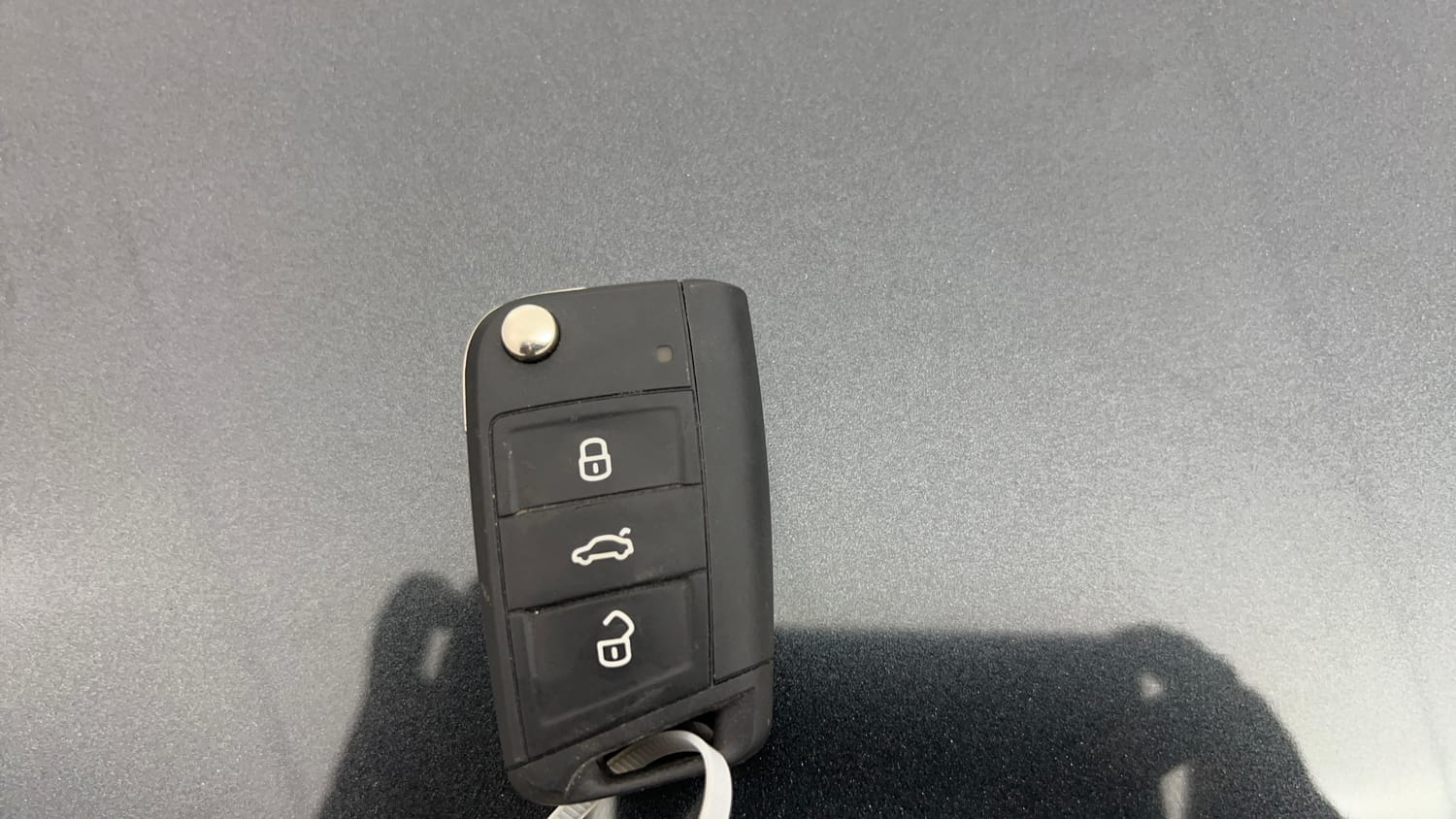 Used 2023 Skoda Slavia Style 1.0L TSI AT Petrol Automatic extra CAR KEY VIEW