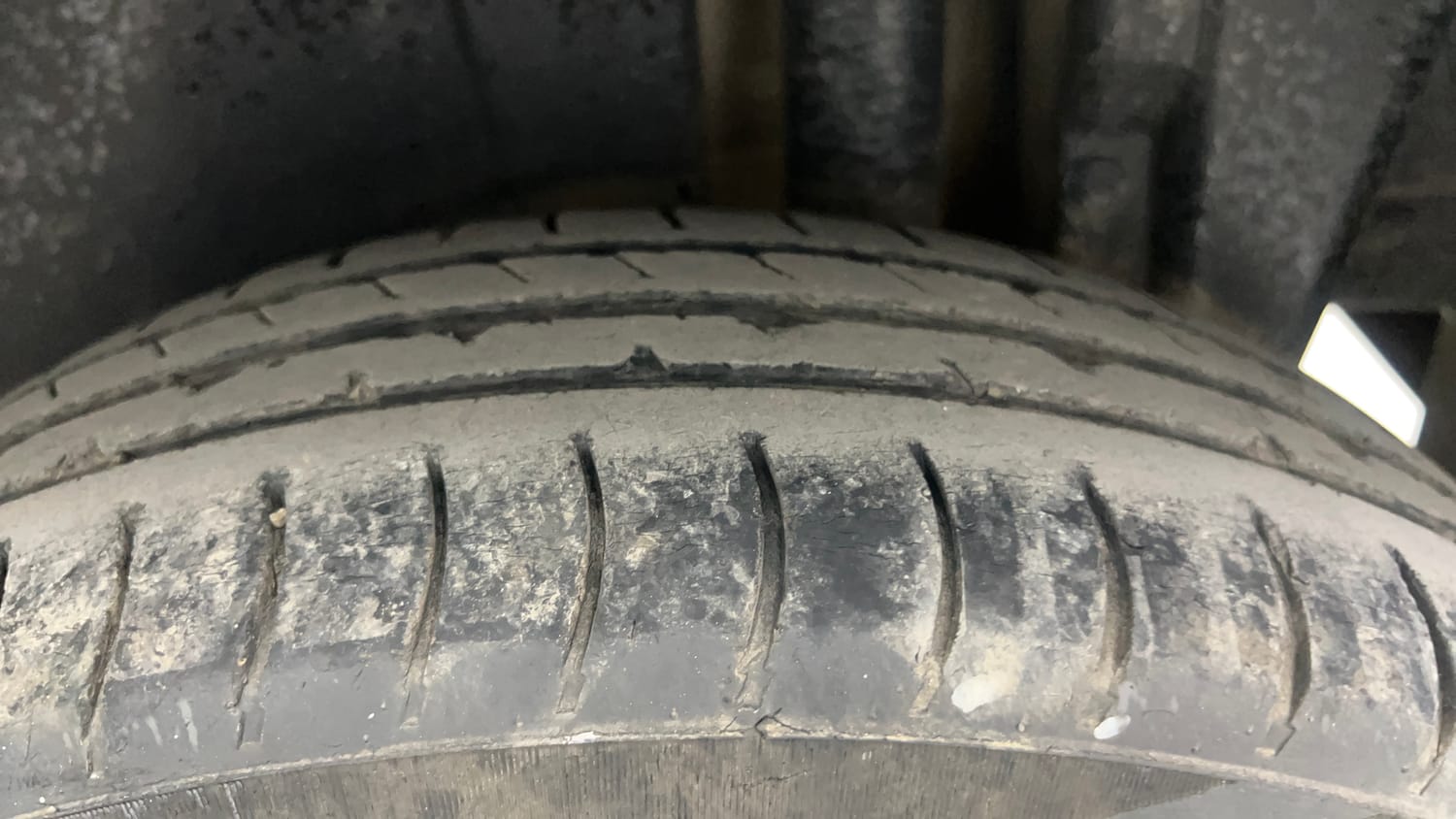 Used 2012 Maruti Suzuki Swift VDi Diesel Manual tyres LEFT REAR TYRE TREAD VIEW