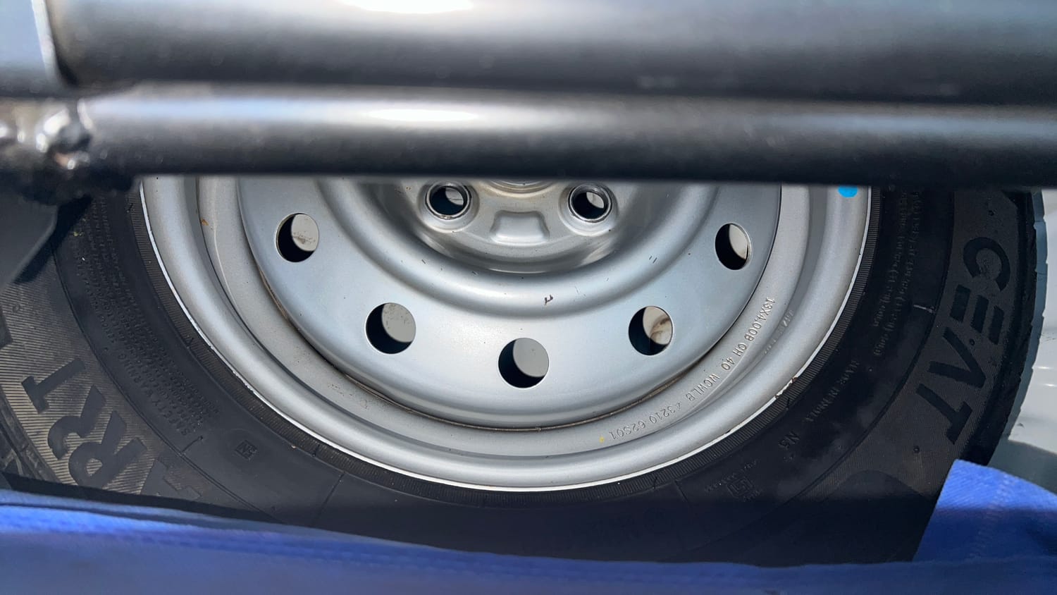 Used 2021 Maruti Suzuki S-Presso LXi CNG Cng Manual tyres SPARE TYRE VIEW