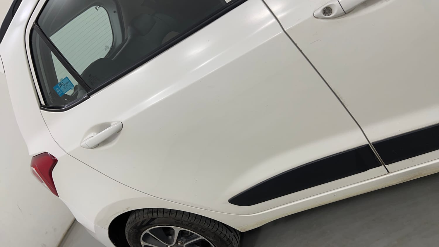 Used 2018 Hyundai Grand i10 Sportz AT 1.2 Kappa VTVT Petrol Automatic dents MINOR DENT
