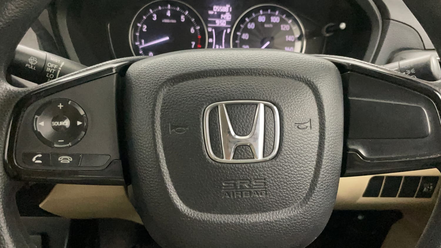 Used 2018 Honda Amaze 1.2 V MT Petrol Petrol Manual top_features Steering mounted controls