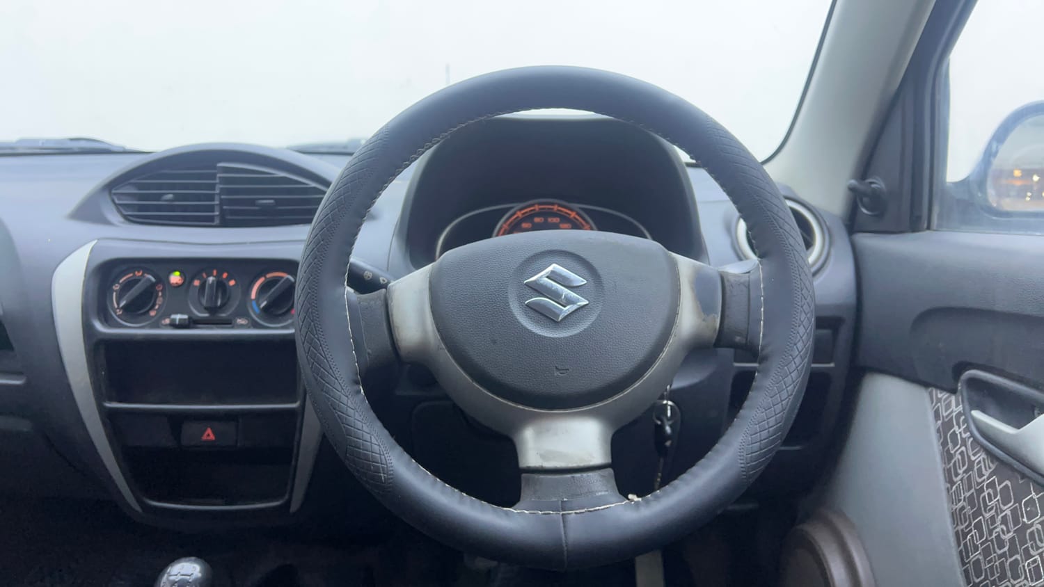 Used 2017 Maruti Suzuki Alto 800 LXi Petrol Manual interior STEERING VIEW
