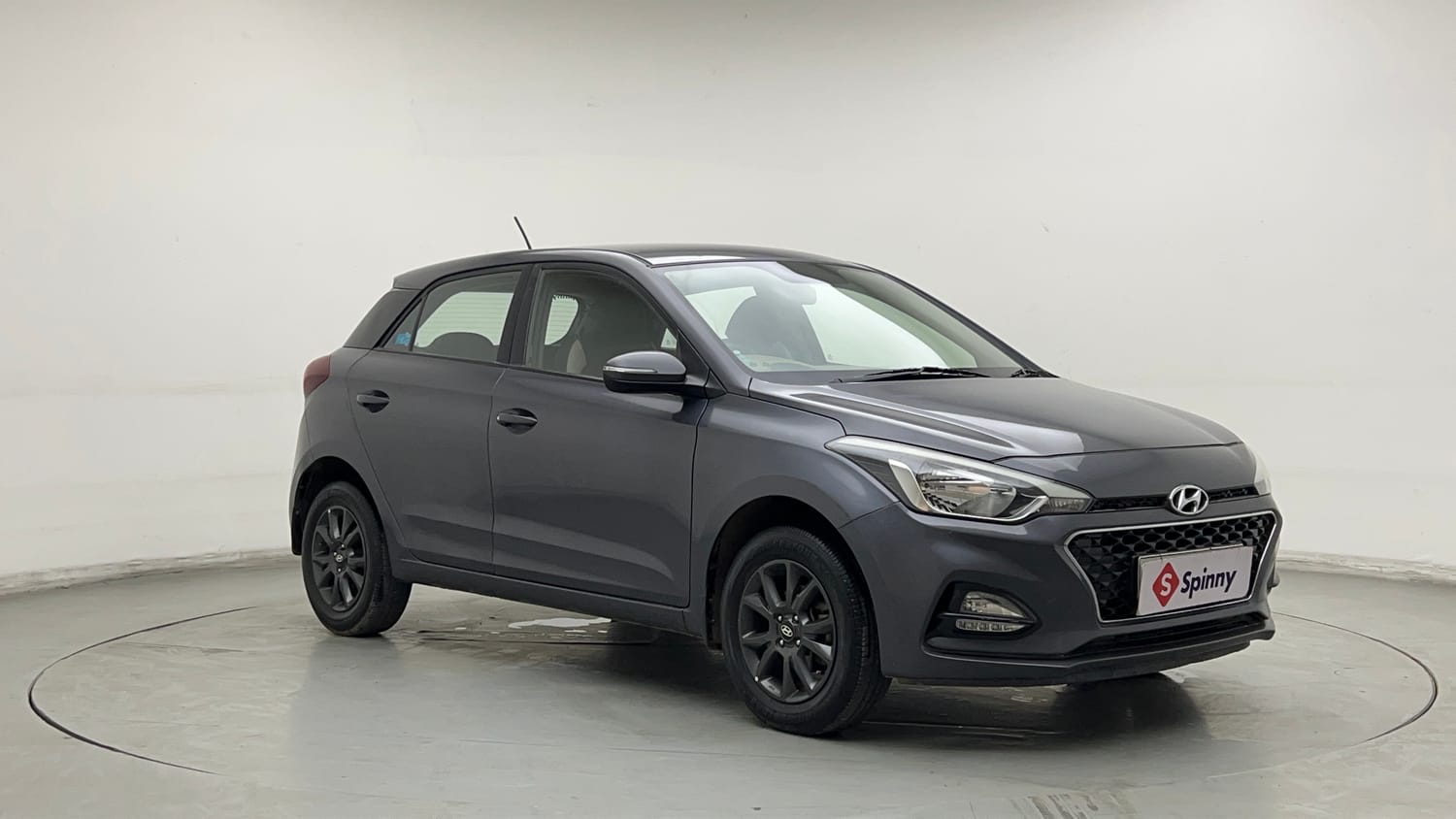 Used 2020 Hyundai Elite i20 Sportz Plus 1.2 Petrol Manual exterior RIGHT FRONT CORNER VIEW