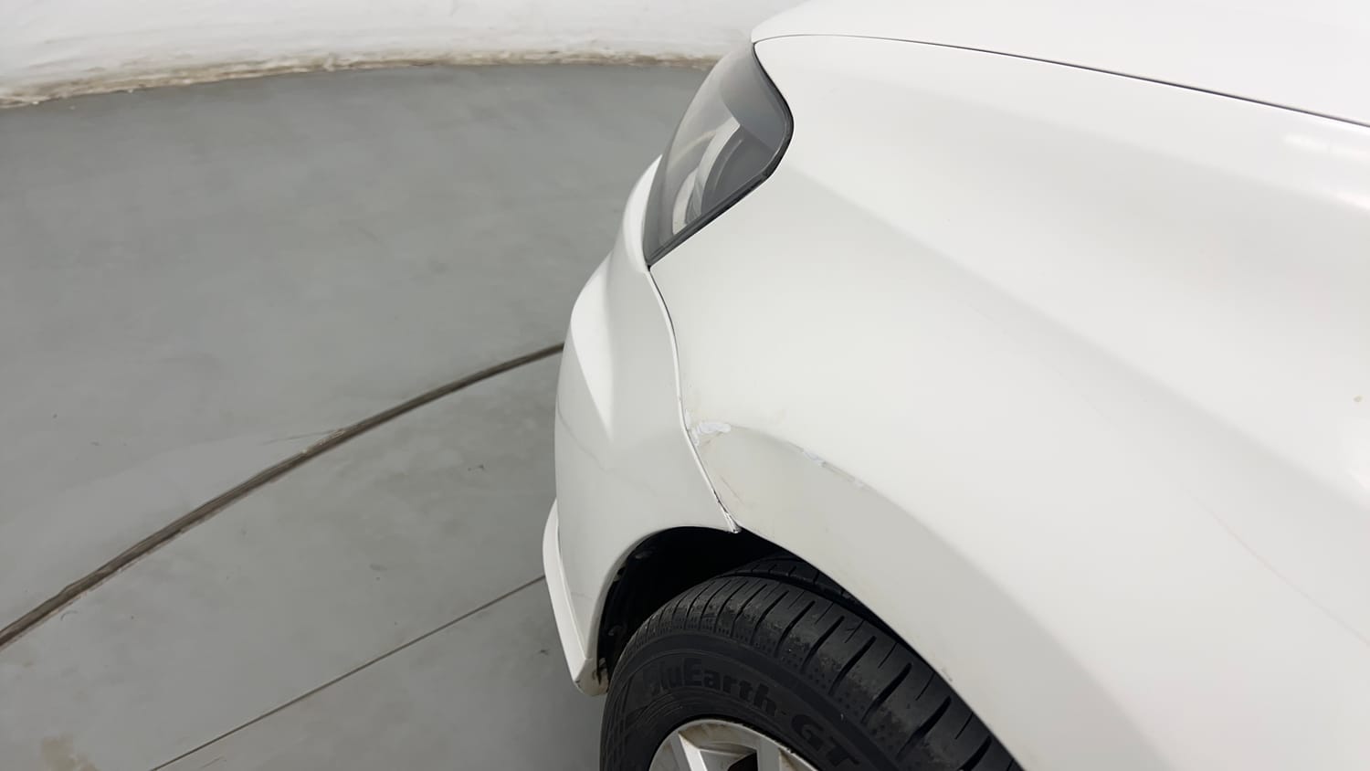 Used 2019 Volkswagen Ameo Highline Plus 1.5L AT (D)16 Alloy Diesel Automatic dents MINOR SCRATCH