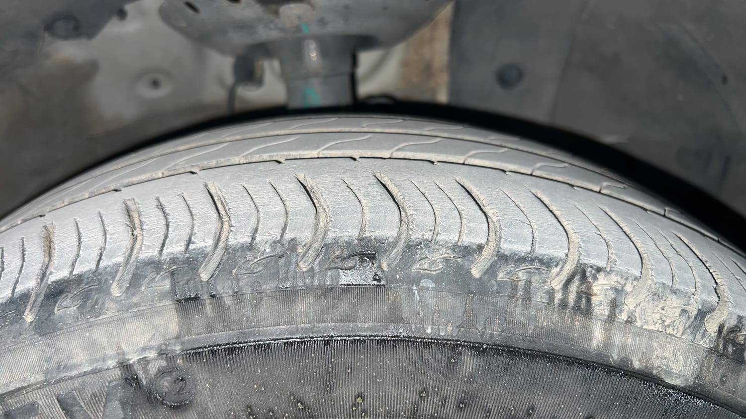 Used 2022 Honda Amaze VX CVT 1.2 Petrol Petrol Automatic tyres RIGHT FRONT TYRE TREAD VIEW