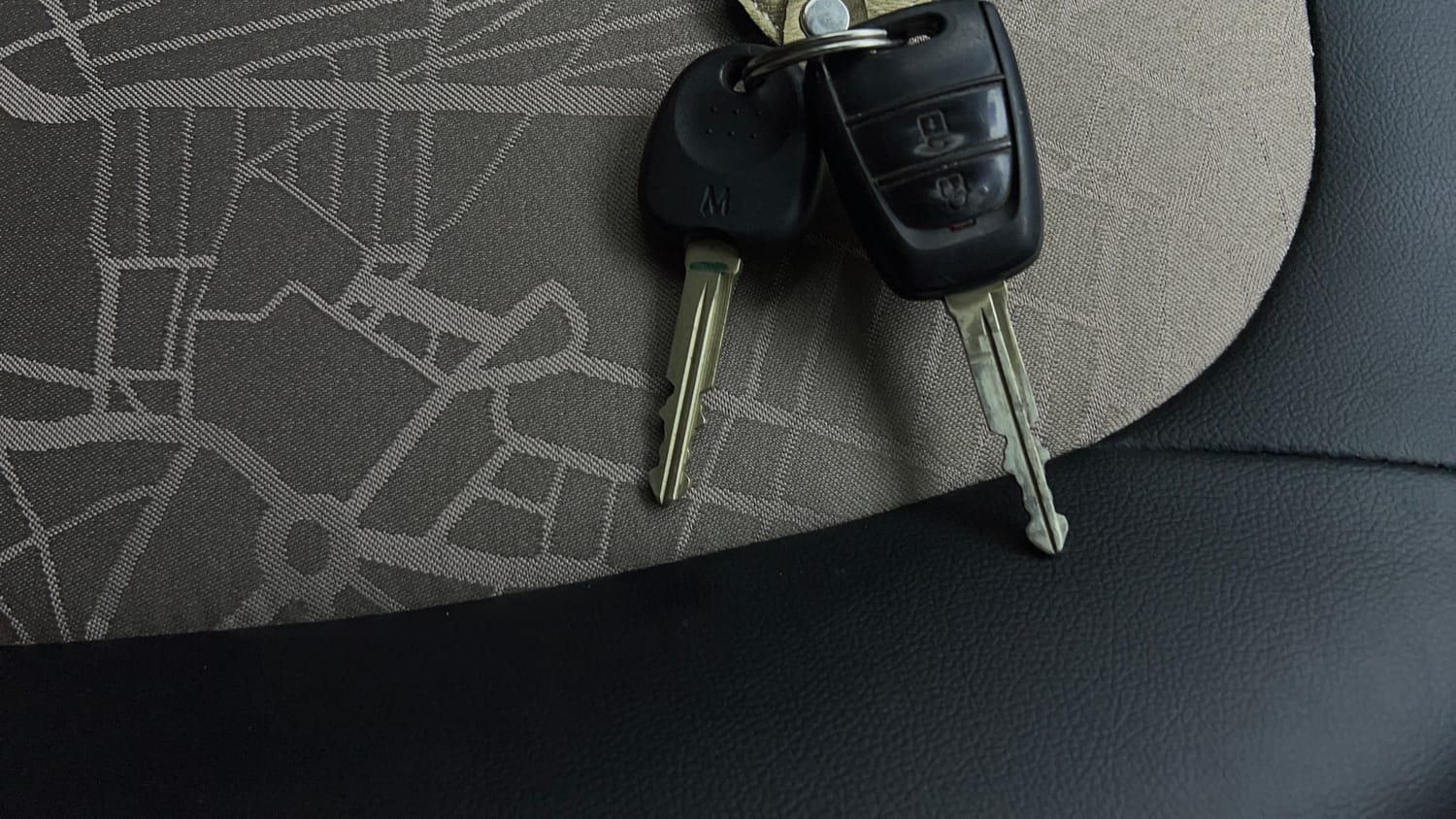 Used 2019 Hyundai Grand i10 Magna 1.2 Kappa VTVT CNG (outside fitted) Cng Manual extra CAR KEY VIEW
