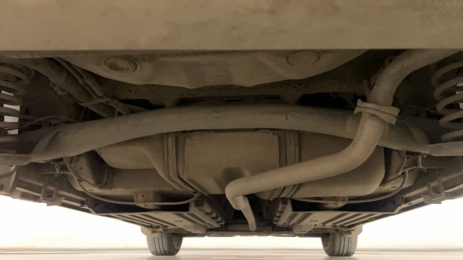 Used 2017 Maruti Suzuki S-Cross Alpha 1.3 Diesel Manual extra REAR UNDERBODY VIEW (TAKEN FROM REAR)