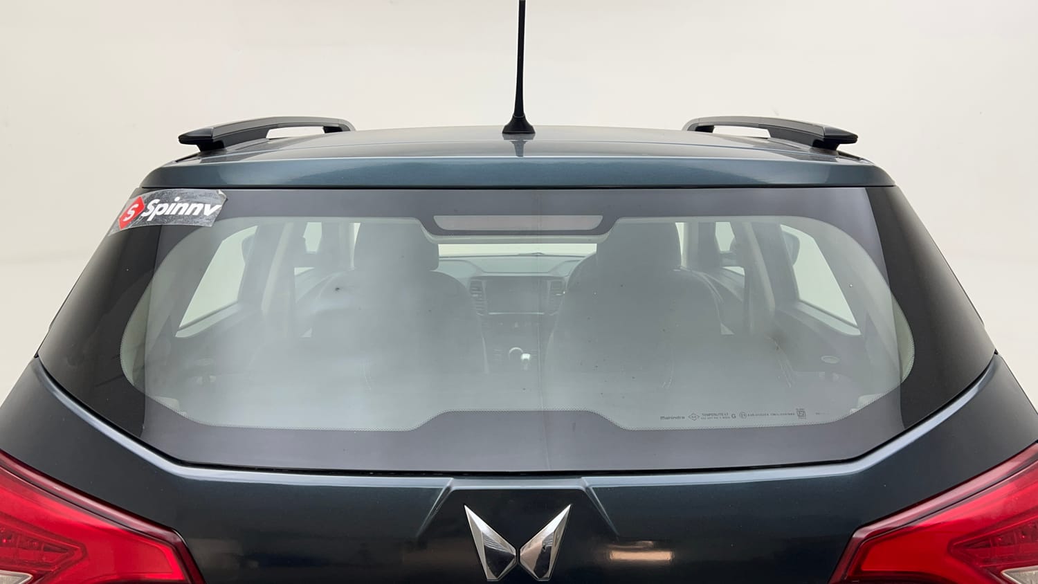 Used 2022 Mahindra XUV 300 W6 1.2 Petrol Petrol Manual exterior BACK WINDSHIELD VIEW