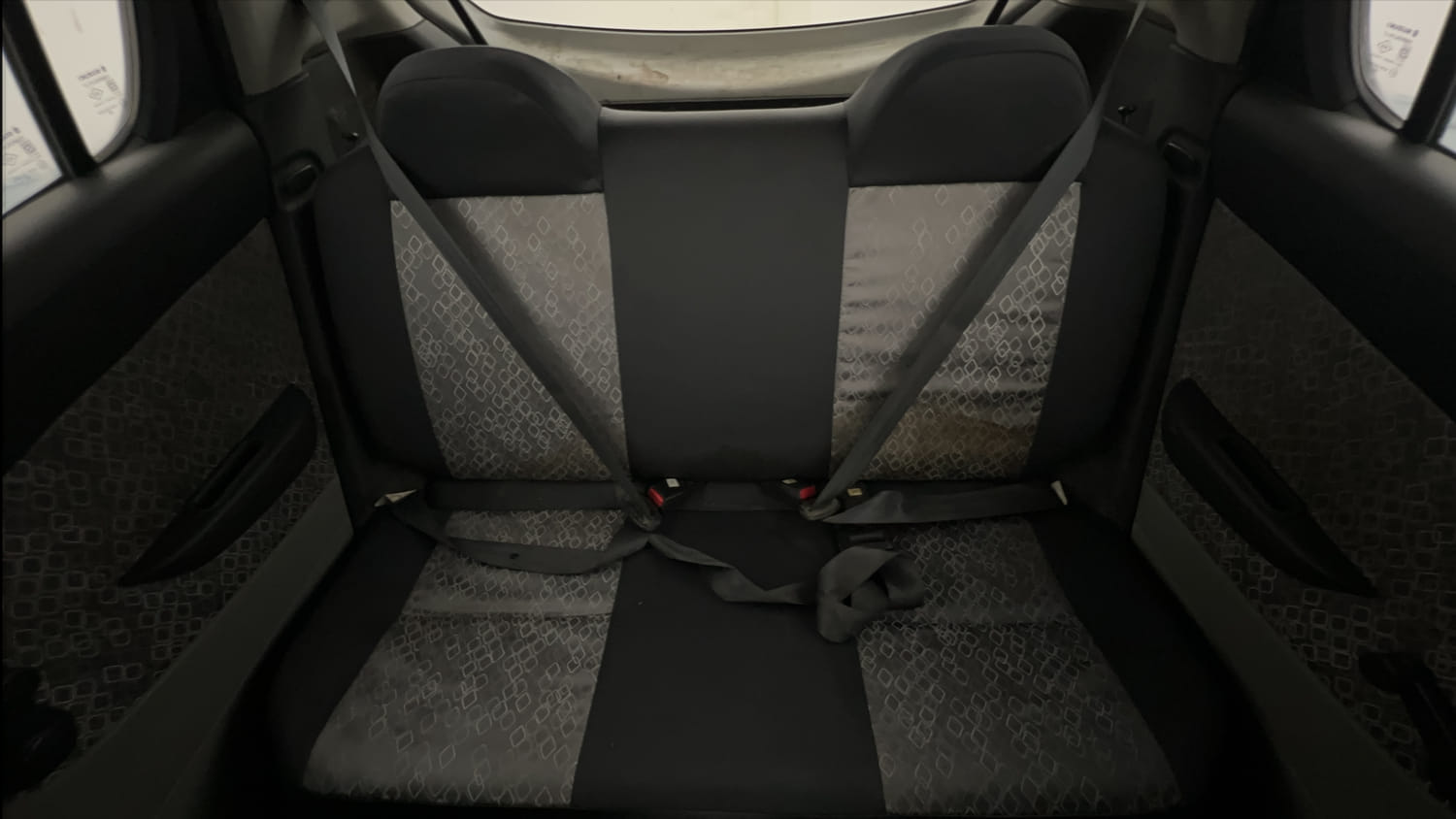 Used 2017 Maruti Suzuki Alto 800 LXi Petrol Manual interior REAR SEAT CONDITION VIEW