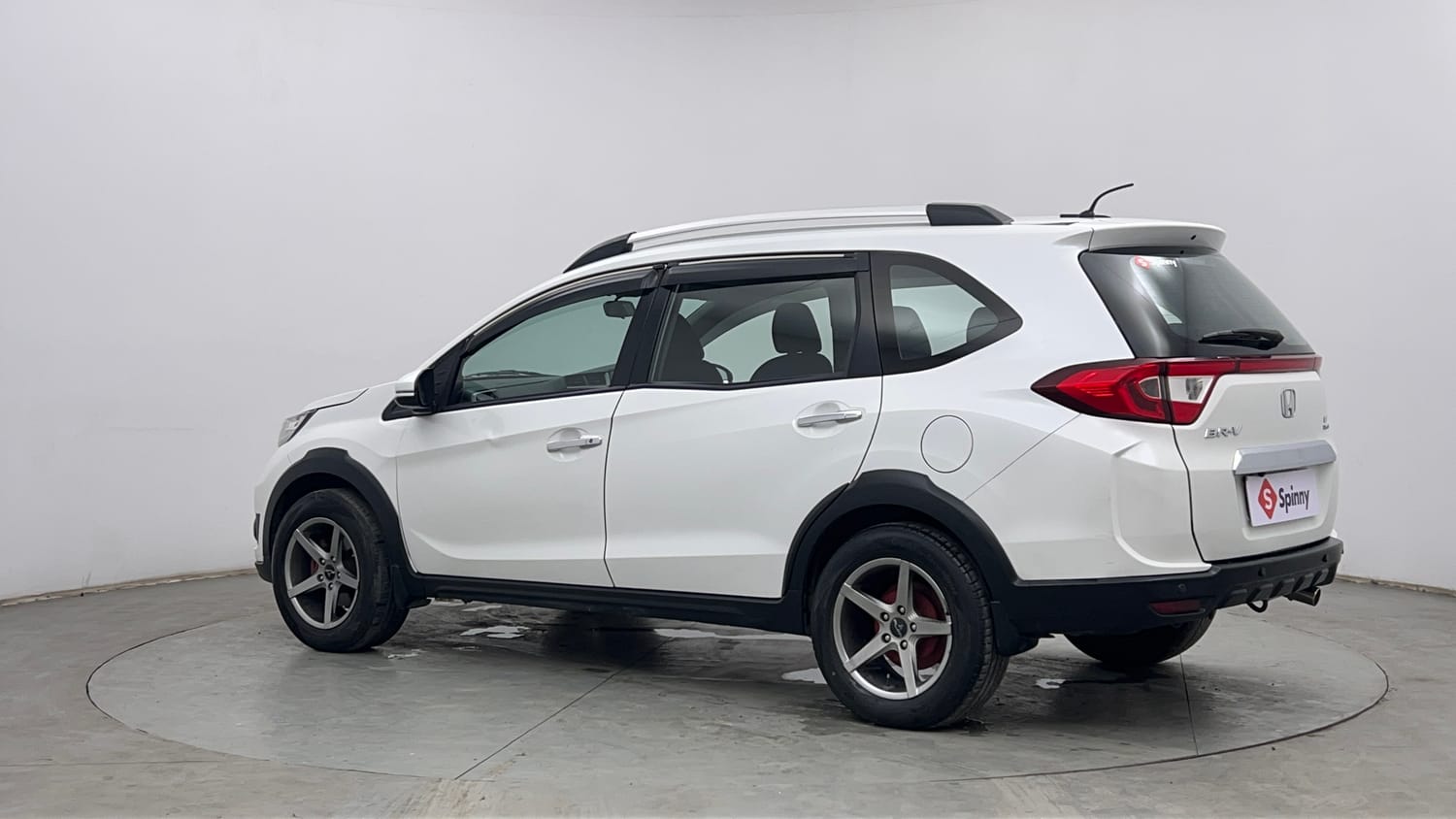 Used 2019 Honda BR-V V Petrol Petrol Manual exterior LEFT REAR CORNER VIEW