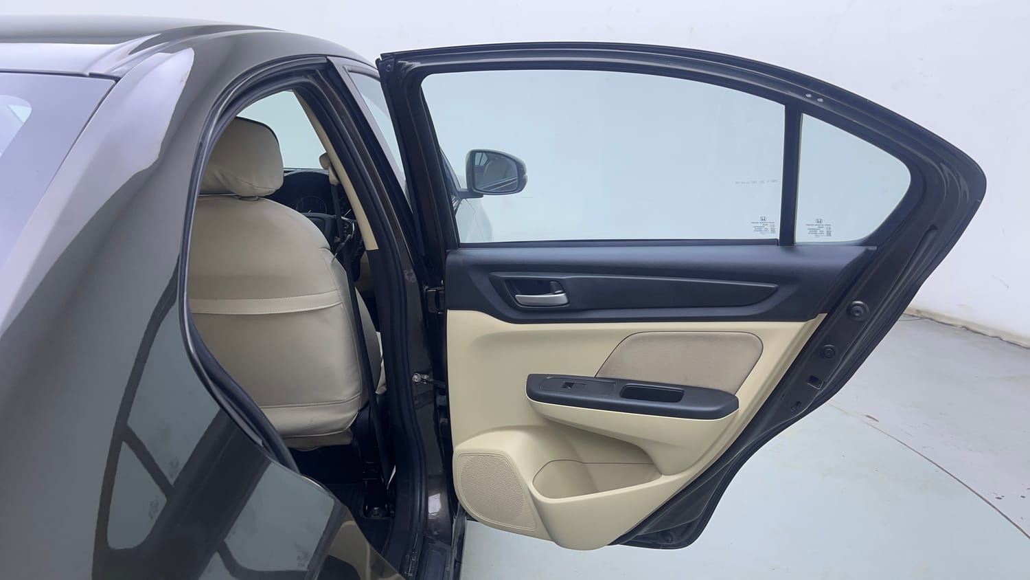 Used 2023 Honda Amaze VX MT 1.2 Petrol Petrol Manual interior RIGHT REAR DOOR OPEN VIEW