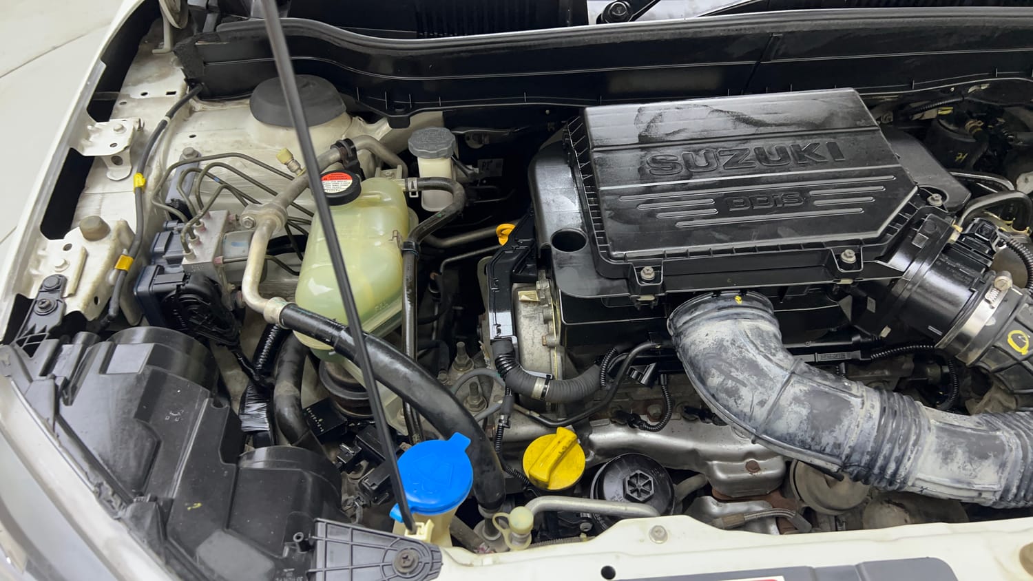 Used 2018 maruti-suzuki Vitara Brezza VDi AGS Diesel Automatic engine ENGINE RIGHT SIDE VIEW