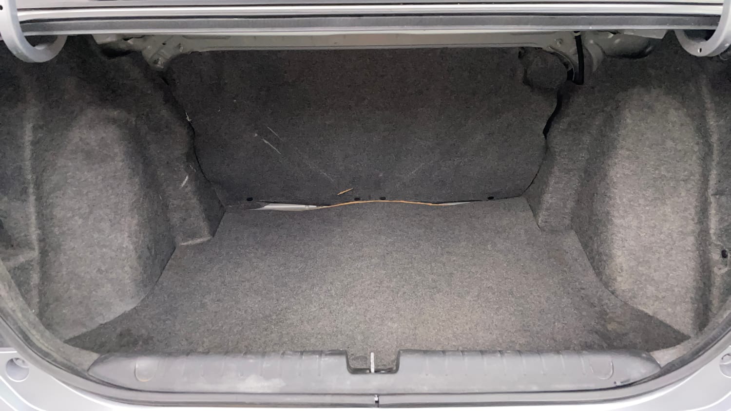 Used 2018 Honda Amaze 1.2 VX MT Petrol Petrol Manual interior DICKY INSIDE VIEW