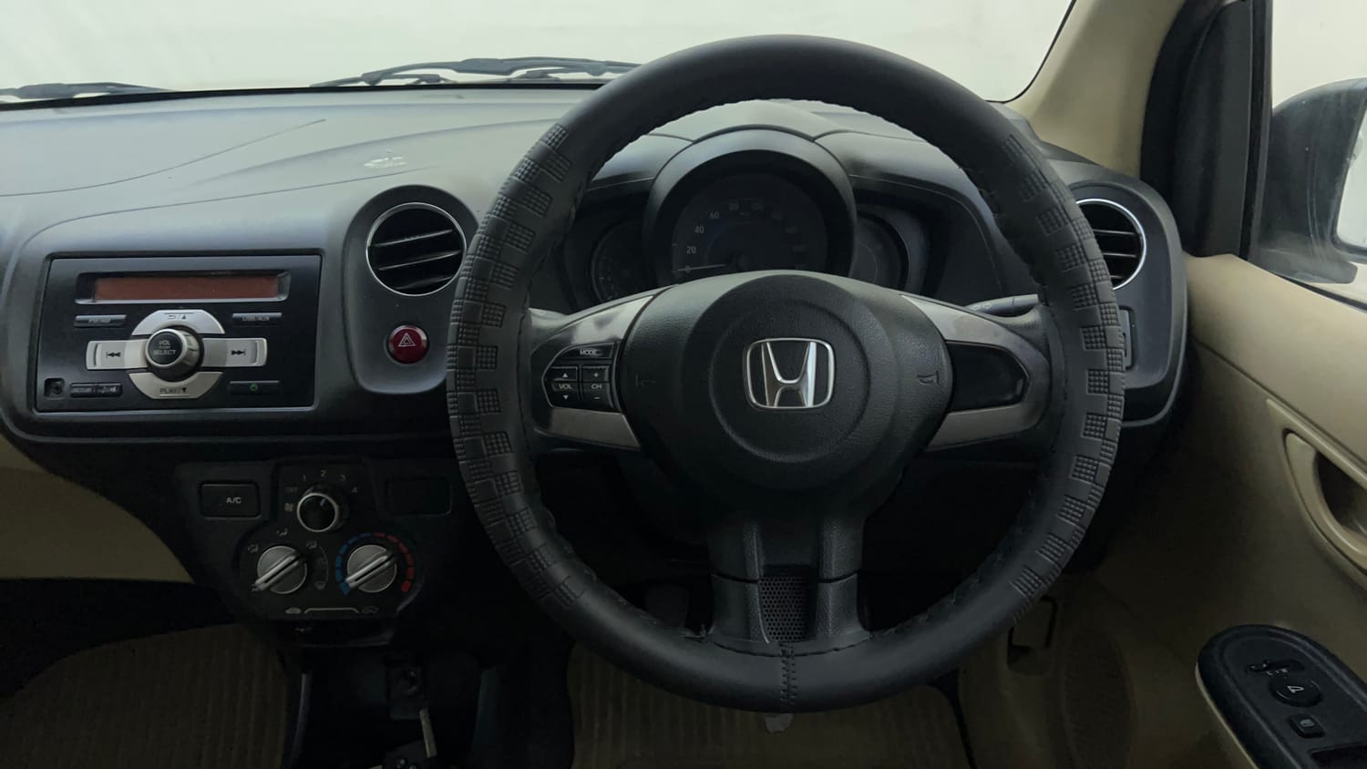 Used 2016 Honda Amaze 1.2 S i-VTEC Petrol Manual interior STEERING VIEW
