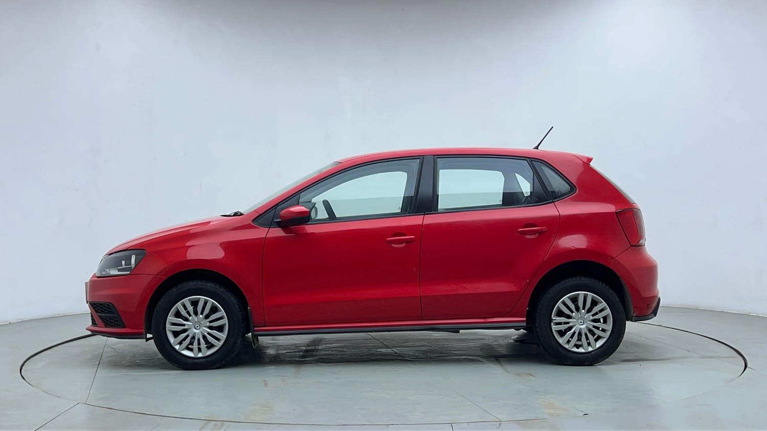 Used 2021 Volkswagen Polo Trendline 1.0L MPI Petrol Manual exterior LEFT SIDE VIEW