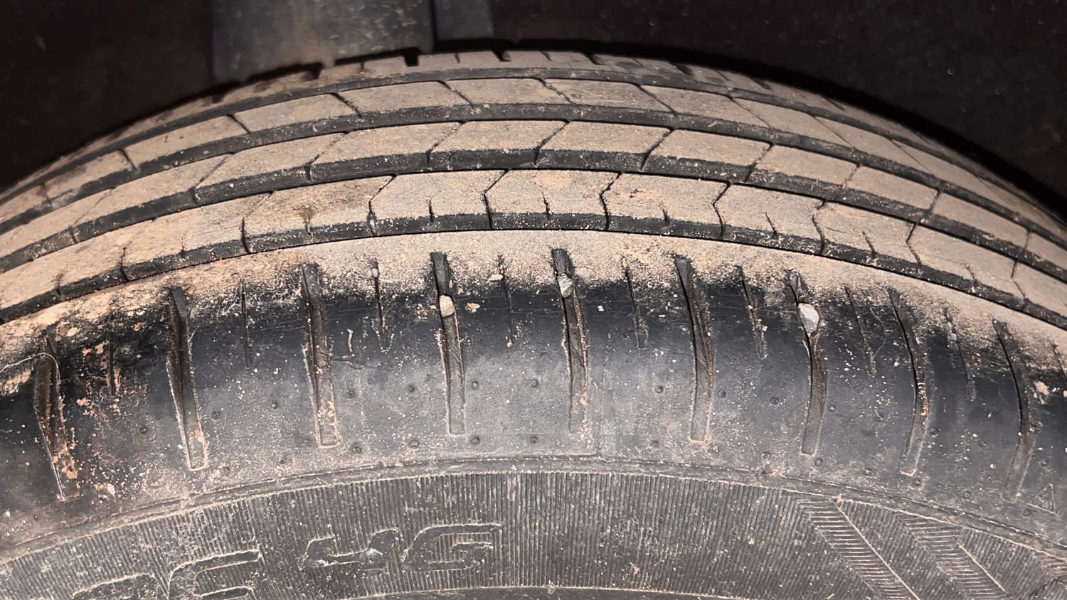 Used 2021 Toyota Glanza G Petrol Manual tyres RIGHT REAR TYRE TREAD VIEW